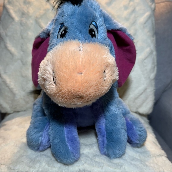 EEYORE DISNEY STORE EXCLUSIVE - Picture 1 of 6